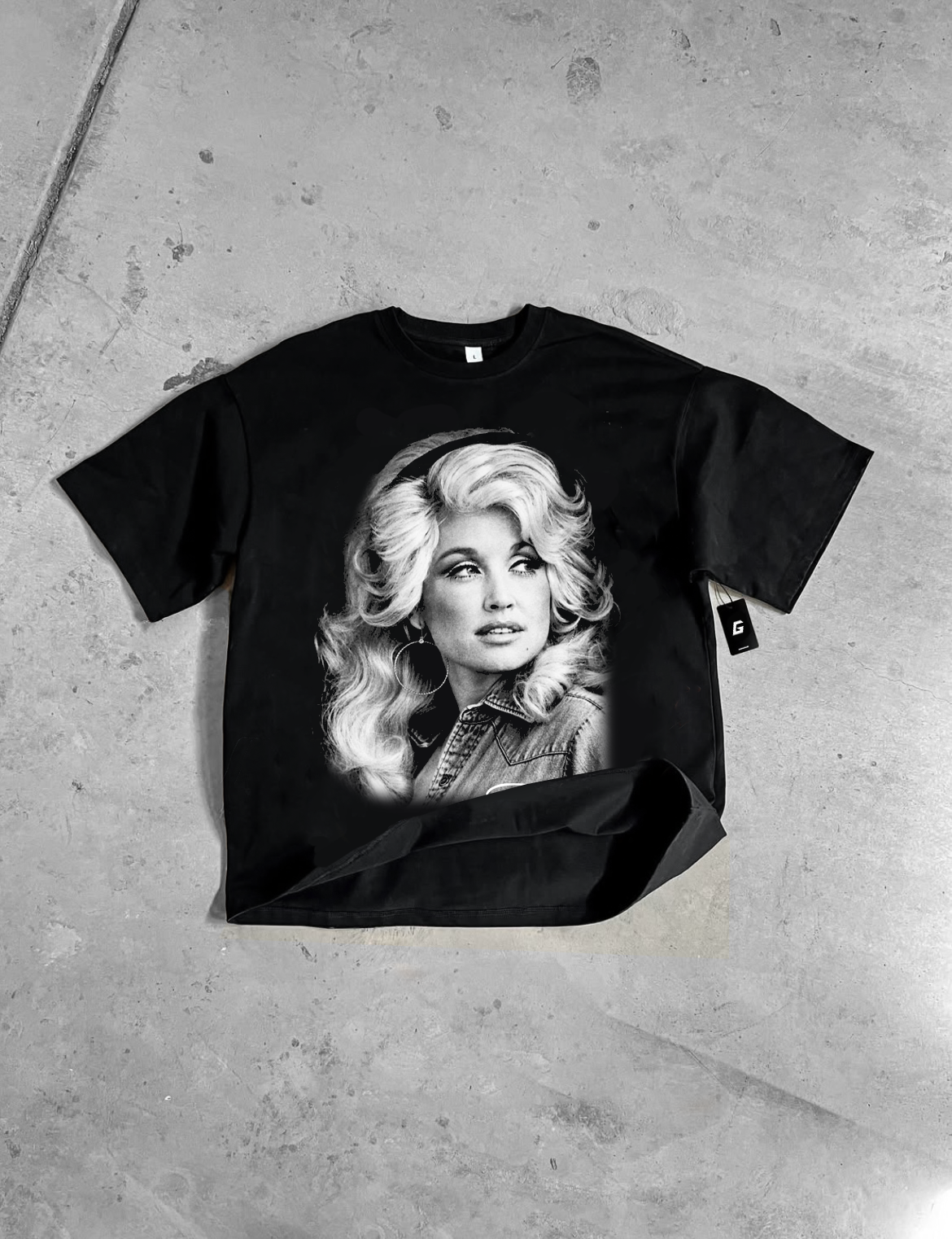 DOLLY FOREVER TEE